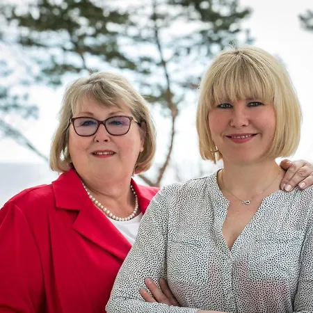 Chloe Exklusiv In Lage