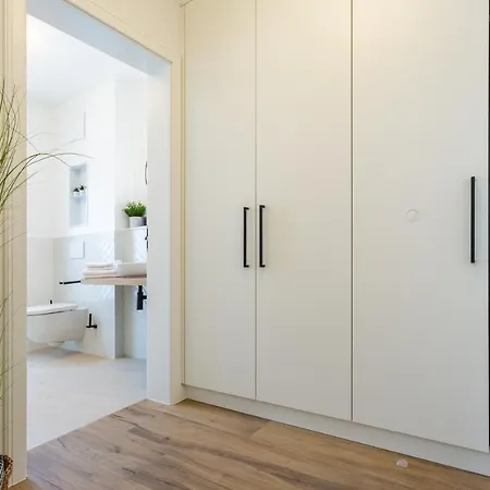 Apartment Chloe Exklusiv In Lage