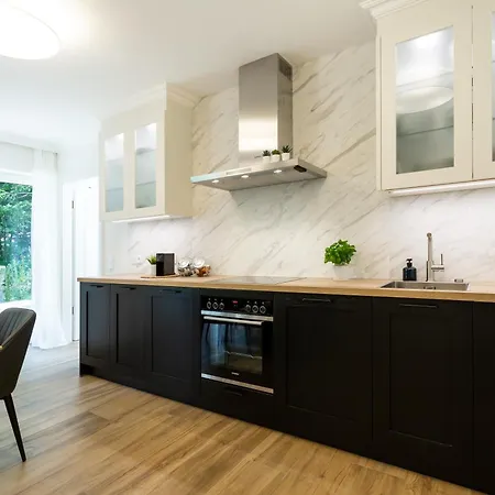 Chloe Exklusiv In Lage Apartment