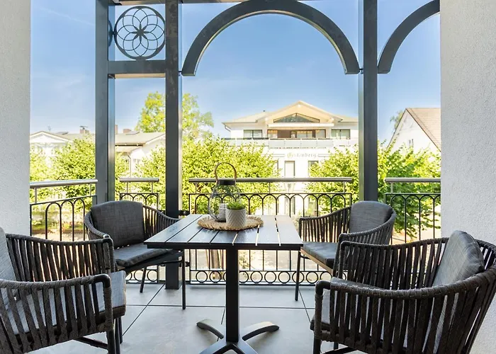 Chloe Exklusiv In Lage Mit Strandkorb Am Binz