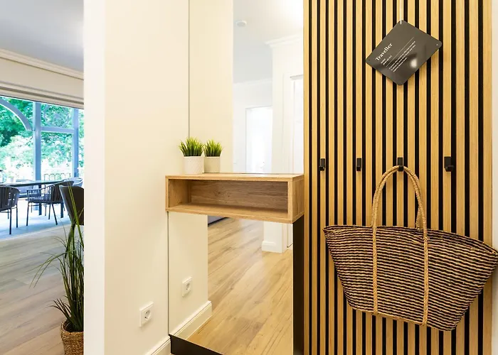 Chloe Exklusiv In Lage Mit Strandkorb Am